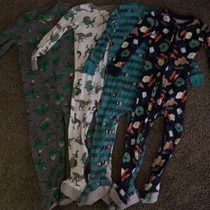❤️ Footed Pajamas / 3T boys